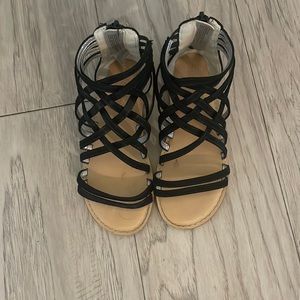 Girls sandals